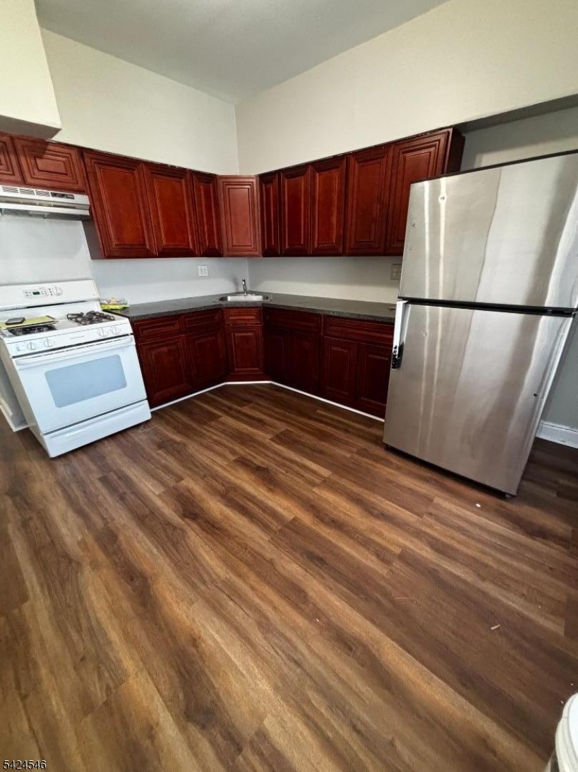 203 Lawrence Street Paterson, NJ 07501 - Photo 6 of 12