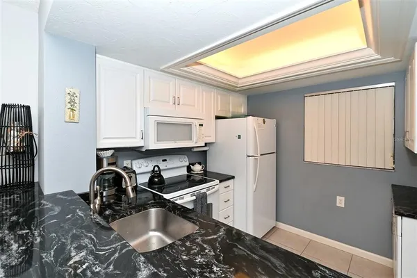 $5,000 | 1257 South Portofino Drive, Unit 36, Sarasota, FL 34242