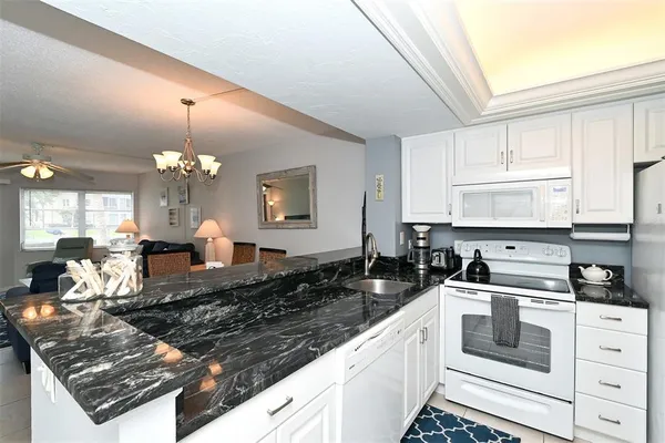 $5,000 | 1257 South Portofino Drive, Unit 36, Sarasota, FL 34242