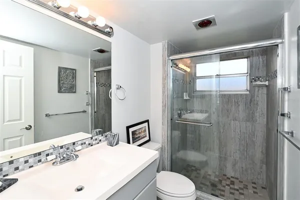 $5,000 | 1257 South Portofino Drive, Unit 36, Sarasota, FL 34242