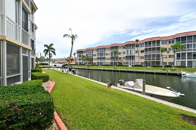 $5,000 | 1257 South Portofino Drive, Unit 36, Sarasota, FL 34242