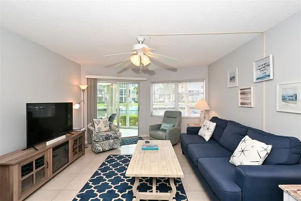 $5,000 | 1257 South Portofino Drive, Unit 36, Sarasota, FL 34242