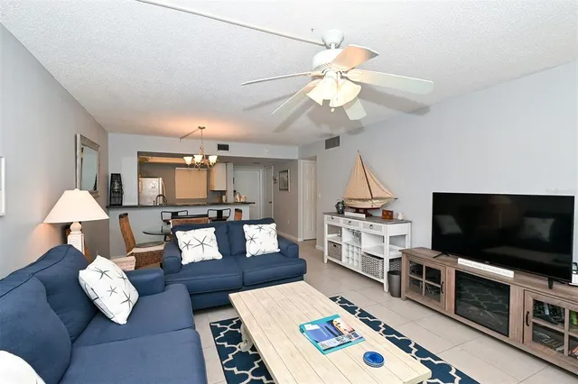 $5,000 | 1257 South Portofino Drive, Unit 36, Sarasota, FL 34242