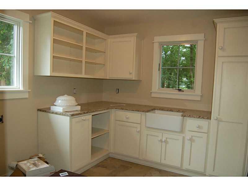 7773 Spring Mill Road Indianapolis, IN 46260 - Photo 16 of 19 Gallery Image 16
