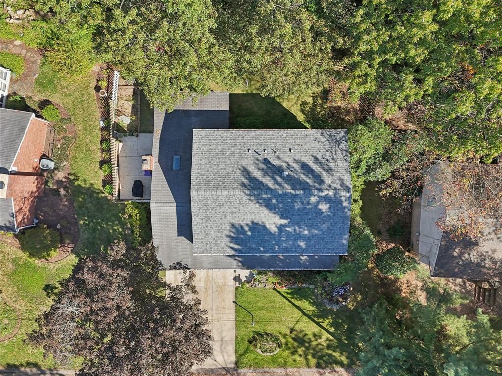 675 Blue Ridge Road Pittsburgh, PA 15239 - Photo 3 of 41