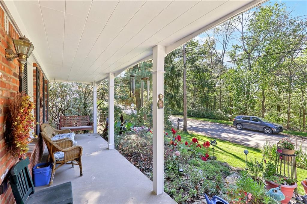 675 Blue Ridge Road Pittsburgh, PA 15239 - Photo 7 of 41