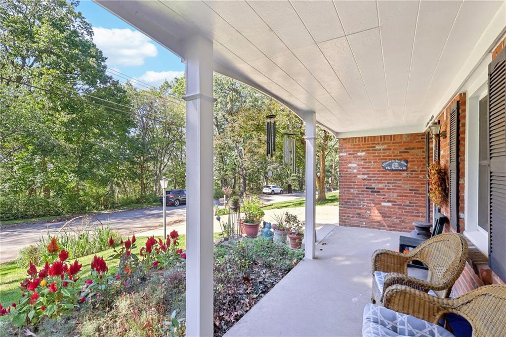 675 Blue Ridge Road Pittsburgh, PA 15239 - Photo 8 of 41