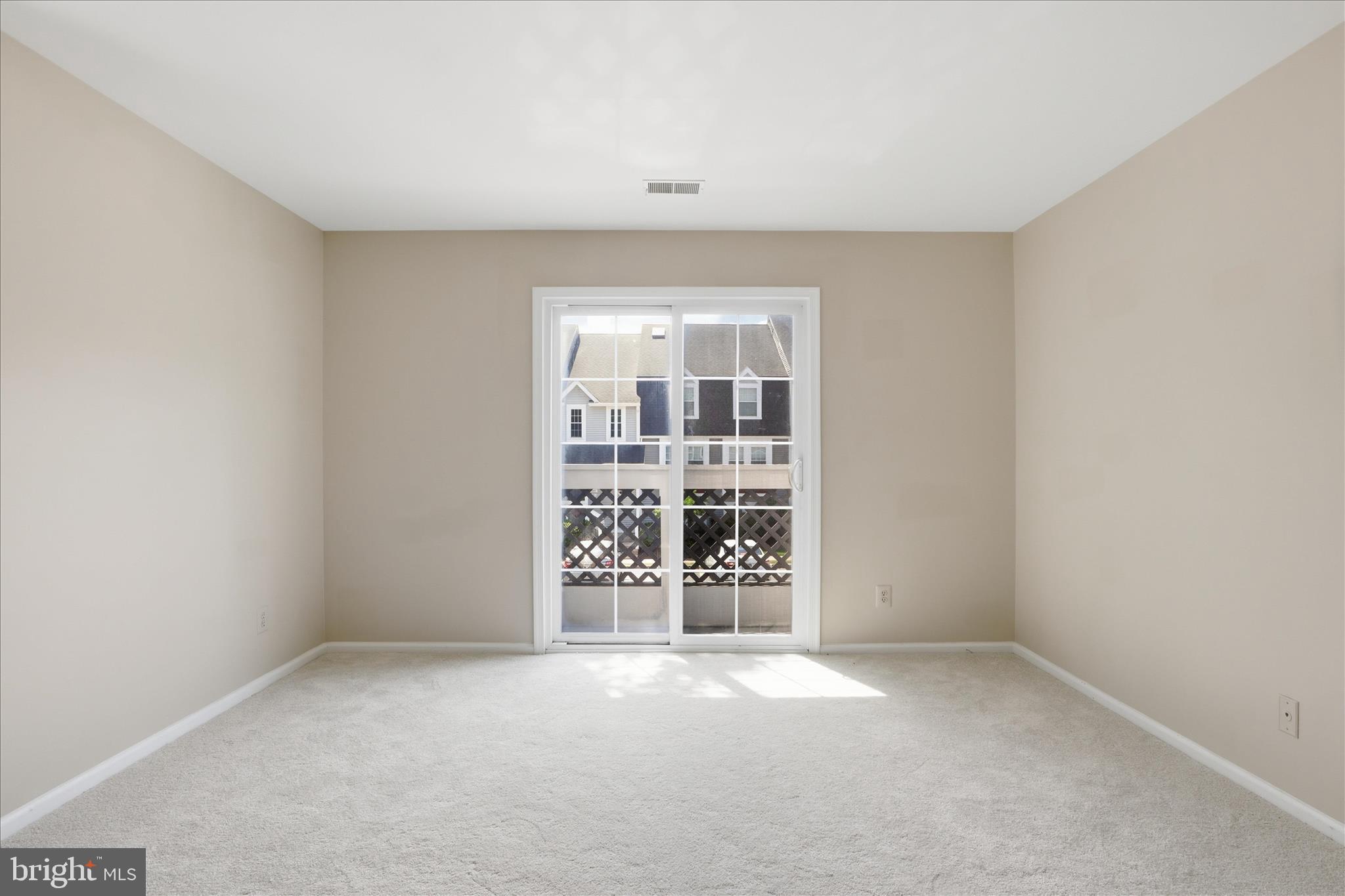 12898 Grays Pointe Road, Unit 12898B Fairfax, VA 22033 - Photo 19 of 33 Gallery Image 19