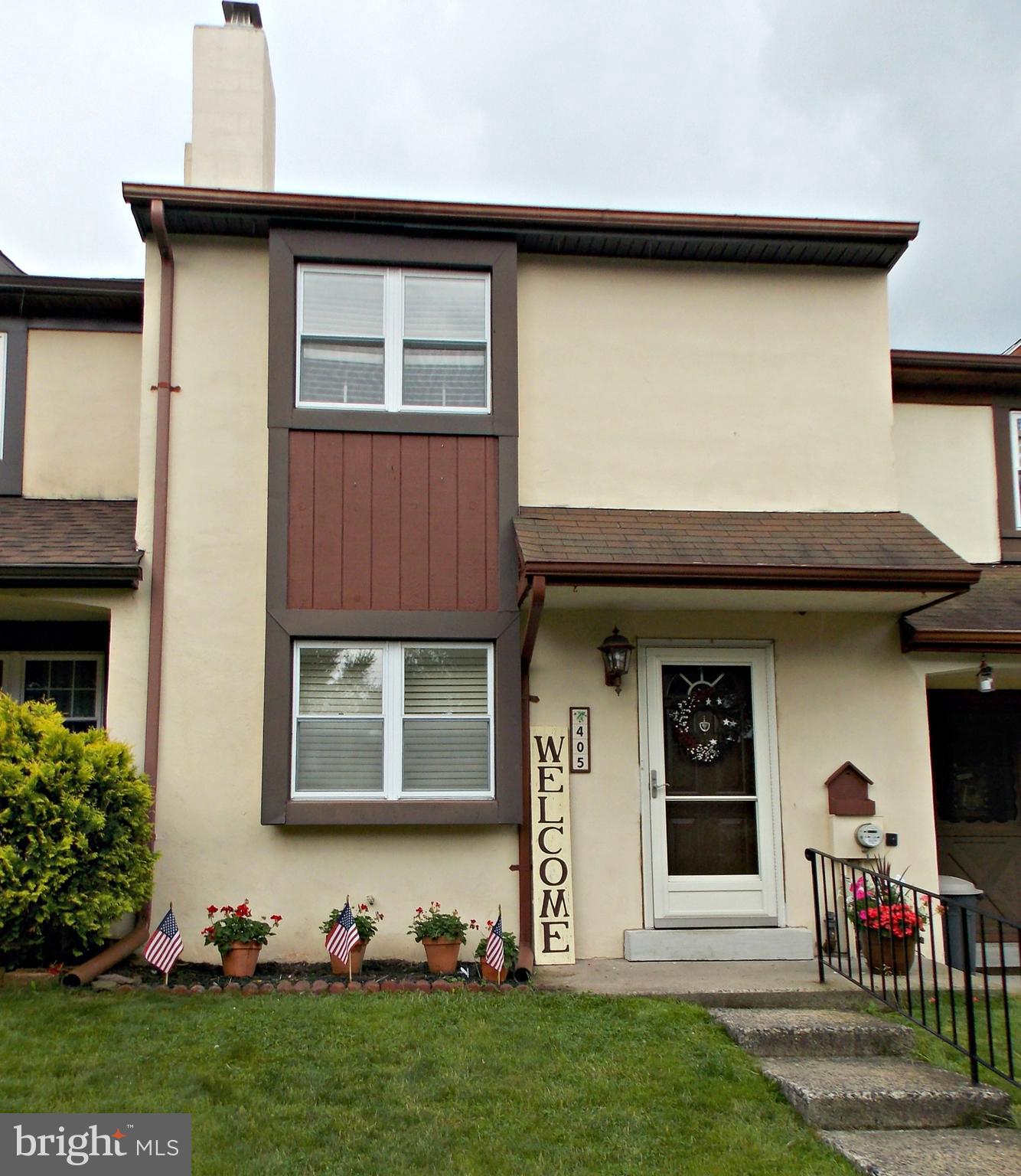 405 Walnut Ridge Drive Pottstown, PA 19464 - Photo 1 of 17 Gallery Image 1