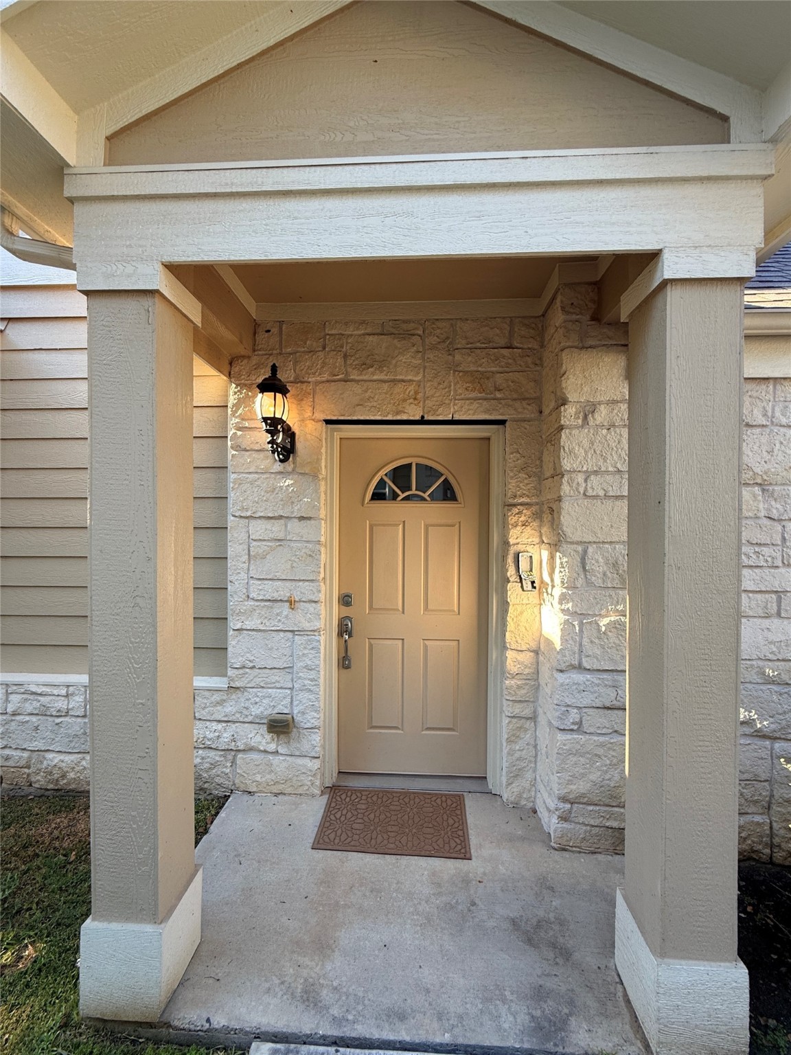 13600 Breton Ridge Street, Unit 17A Houston, TX 77070 - Photo 3 of 32