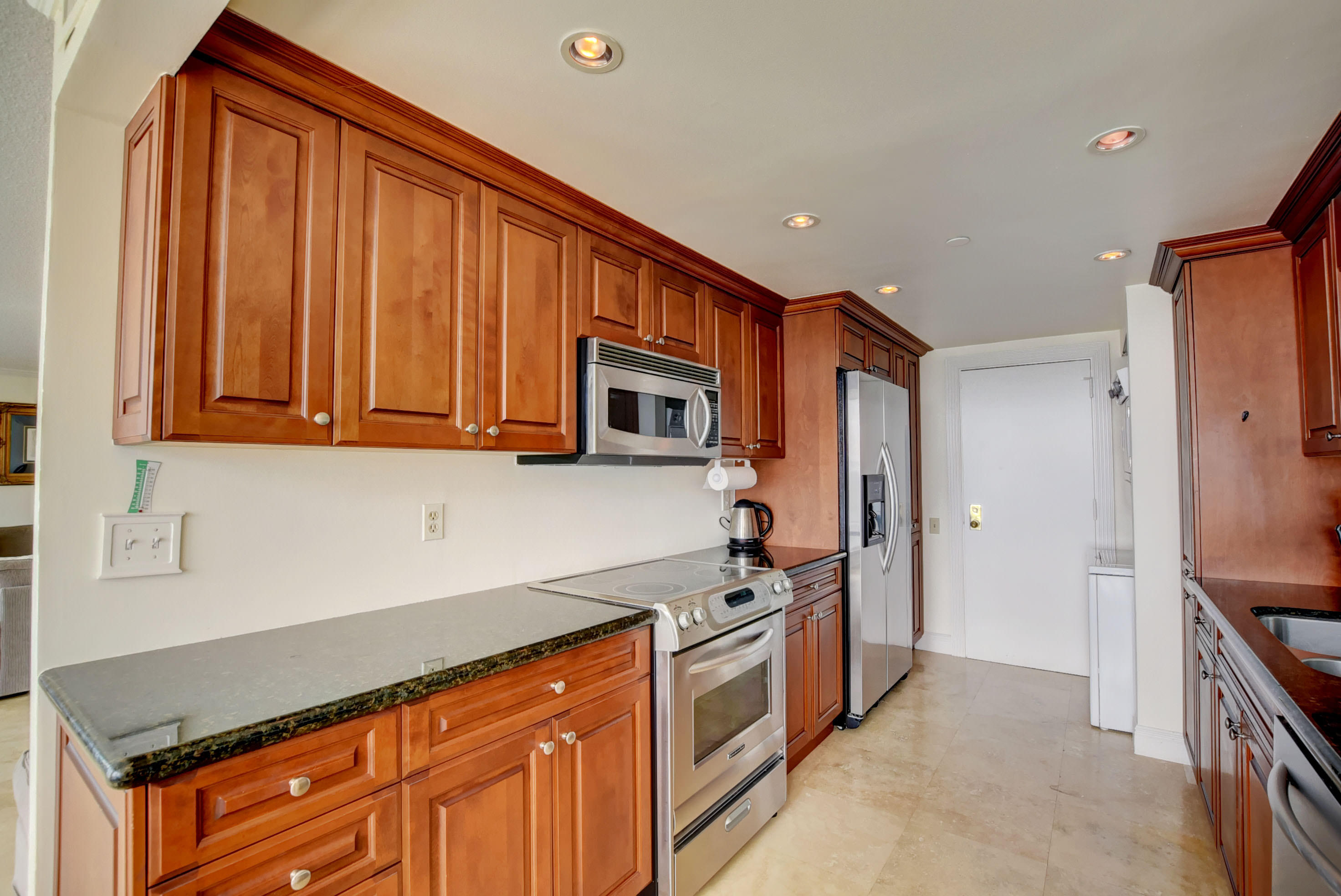 250 South Ocean Boulevard, Unit LPHE Boca Raton, FL 33432 - Photo 14 of 58 11_ebf_9965and4more