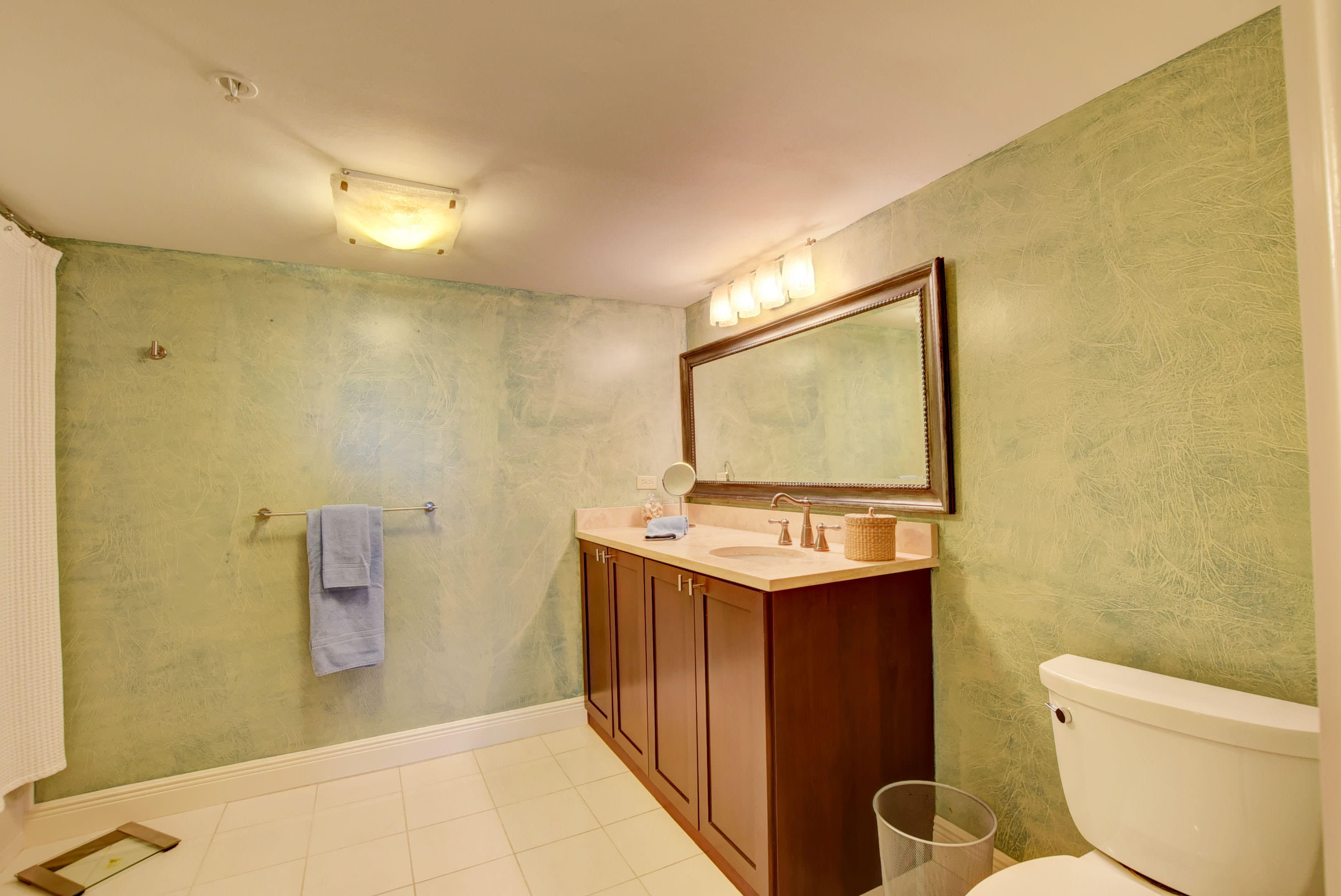 250 South Ocean Boulevard, Unit LPHE Boca Raton, FL 33432 - Photo 21 of 58 25_ebf_0036and4more