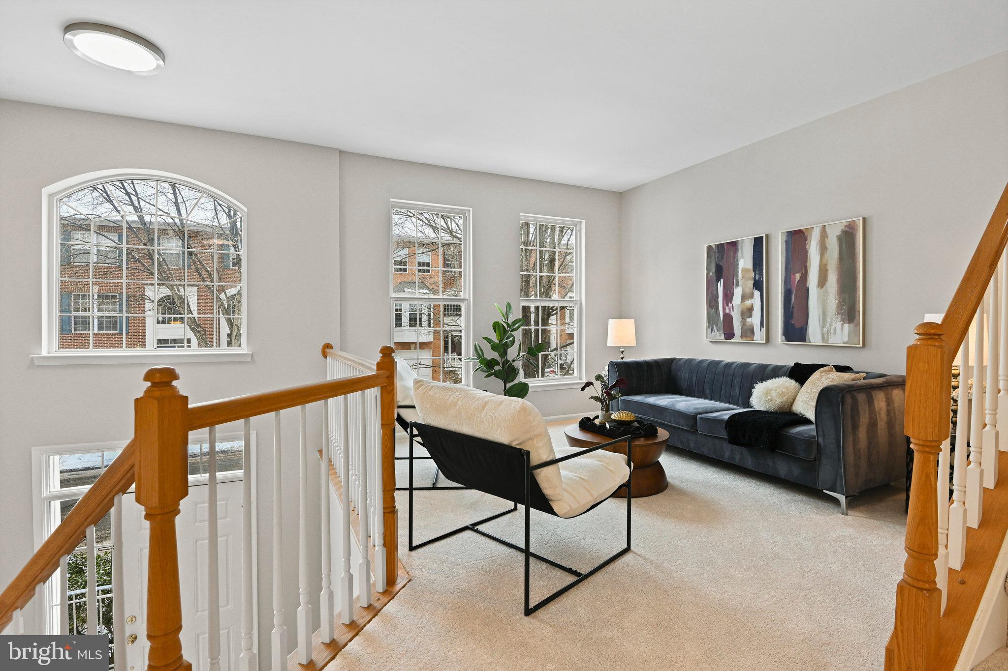 1271 Wild Hawthorn Way Reston, VA 20194 - Photo 13 of 55 Gallery Image 13