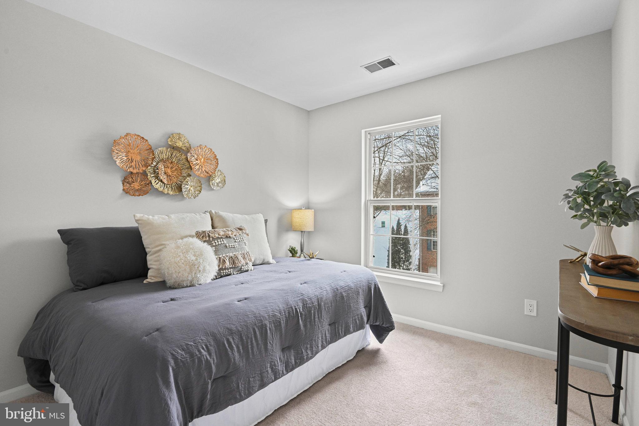 1271 Wild Hawthorn Way Reston, VA 20194 - Photo 29 of 55 Gallery Image 29
