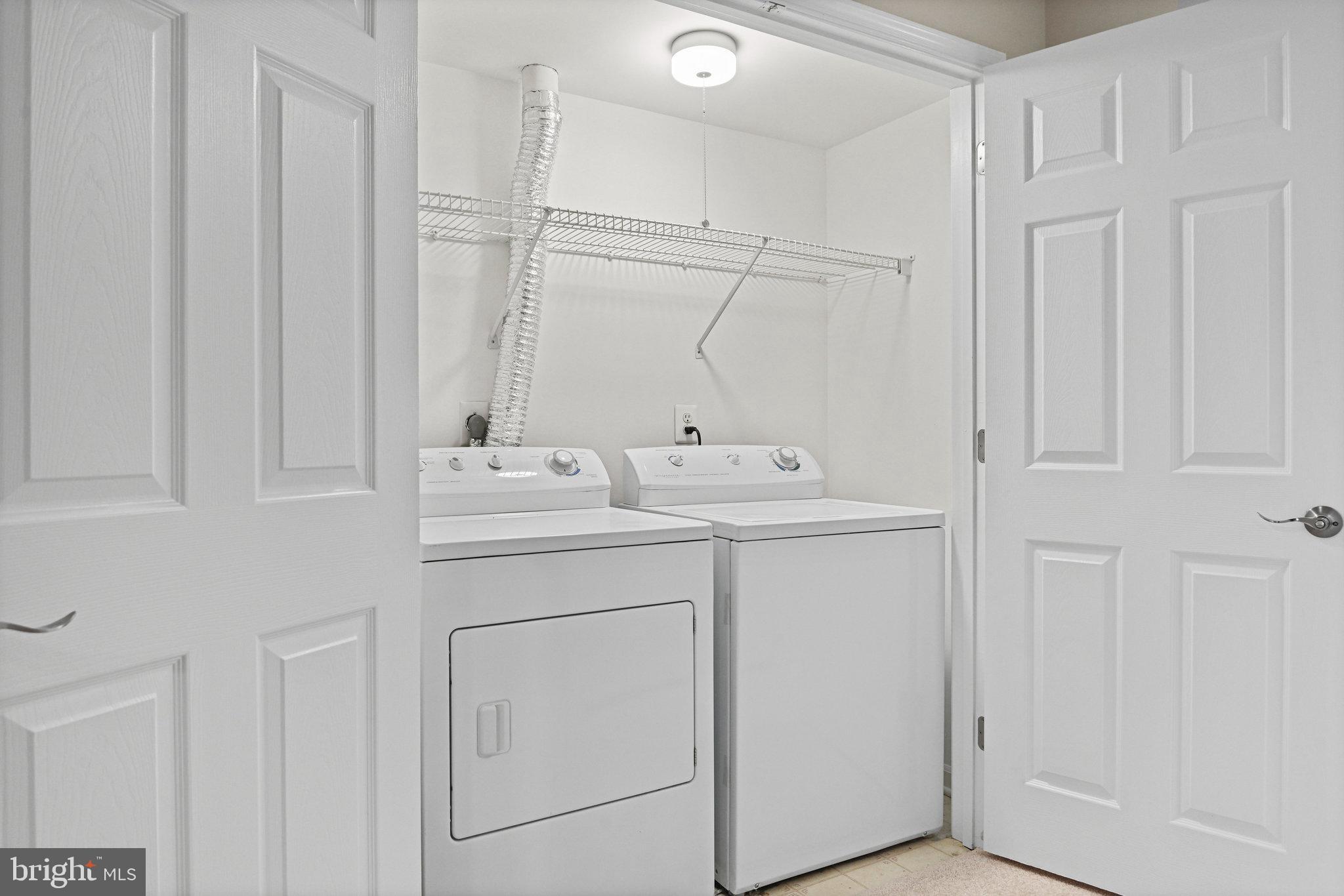 1271 Wild Hawthorn Way Reston, VA 20194 - Photo 38 of 55 Gallery Image 38