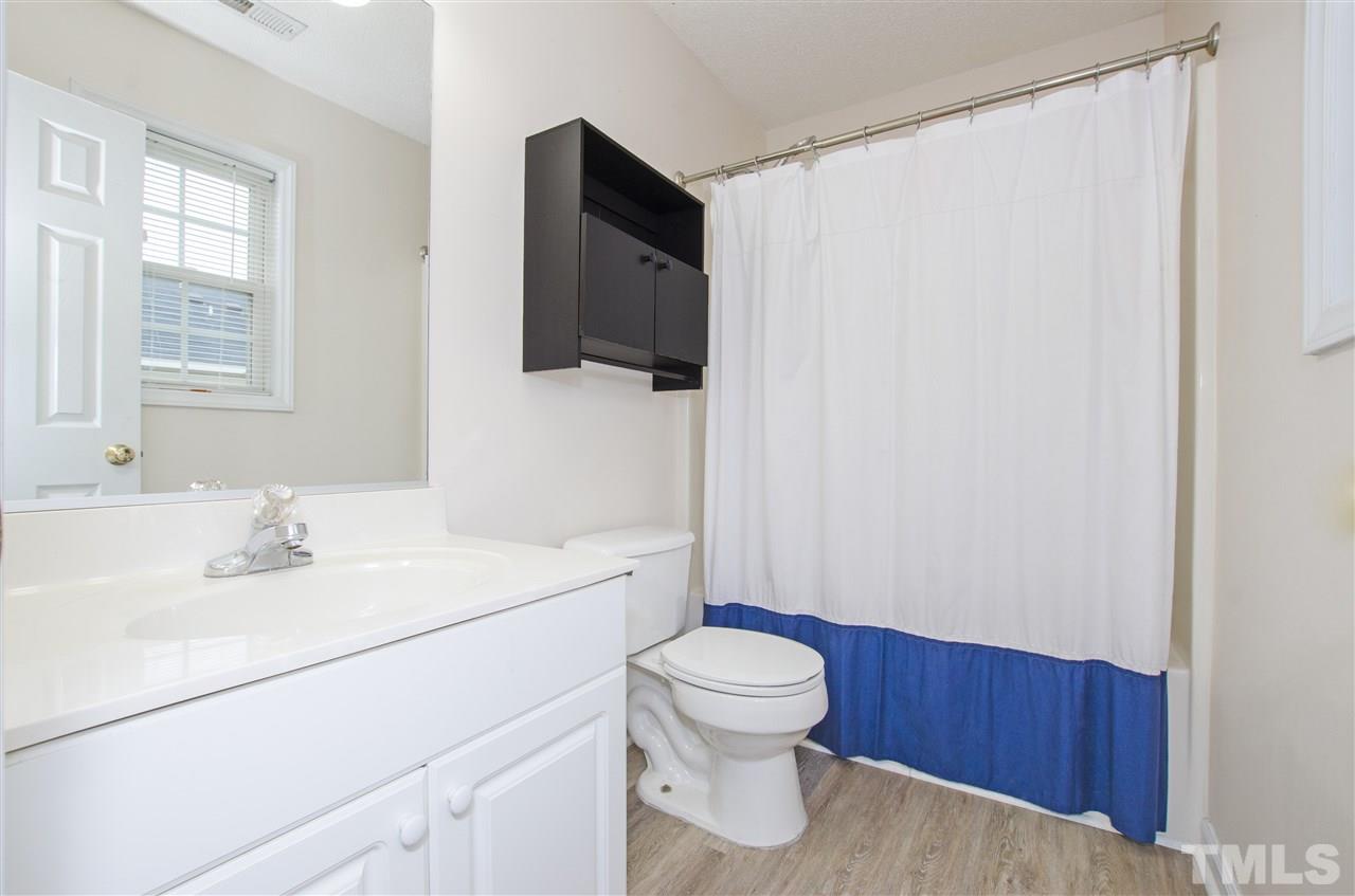 4400 Windstorm Way Raleigh, NC 27616 - Photo 11 of 20