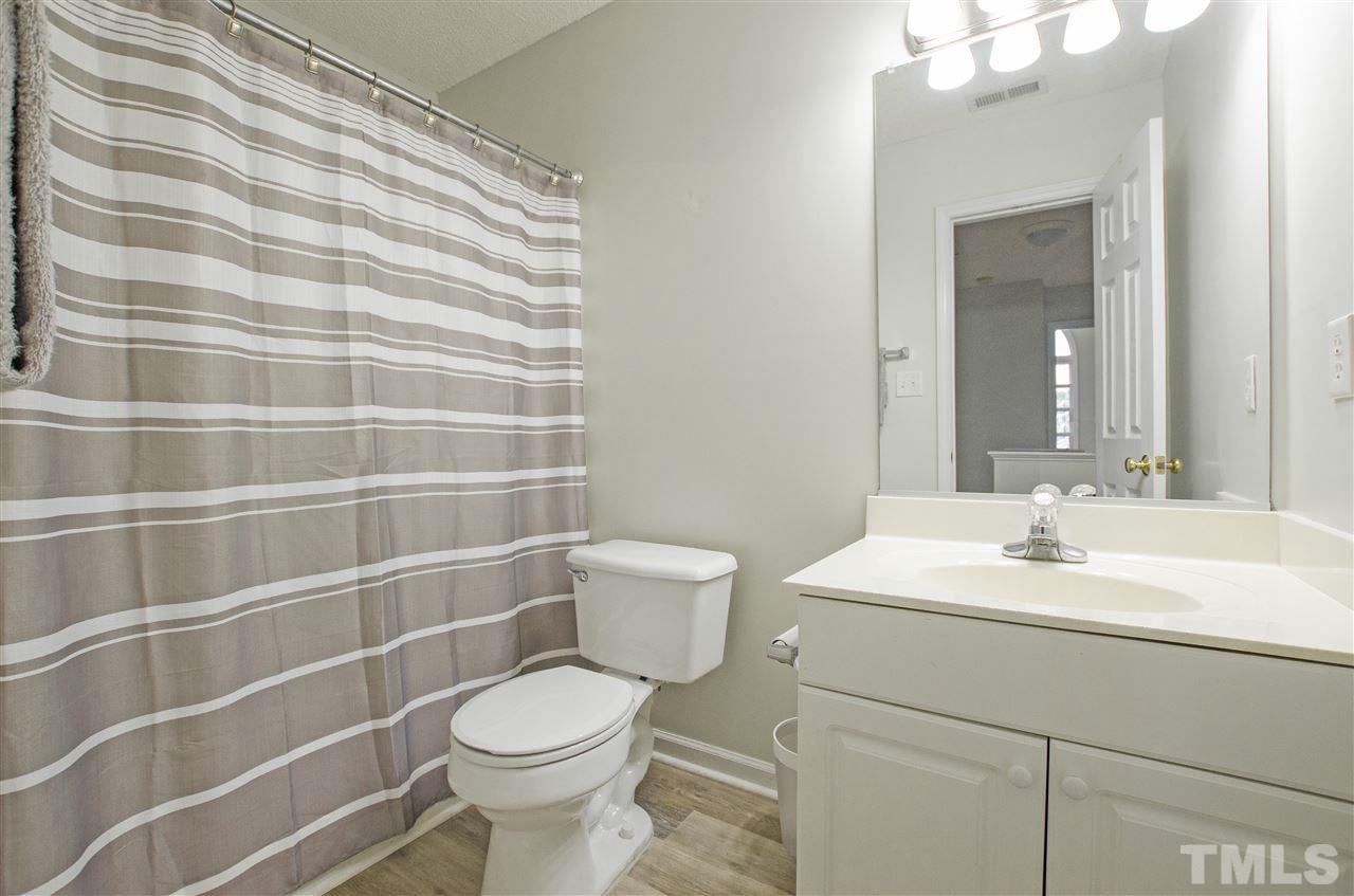 4400 Windstorm Way Raleigh, NC 27616 - Photo 14 of 20