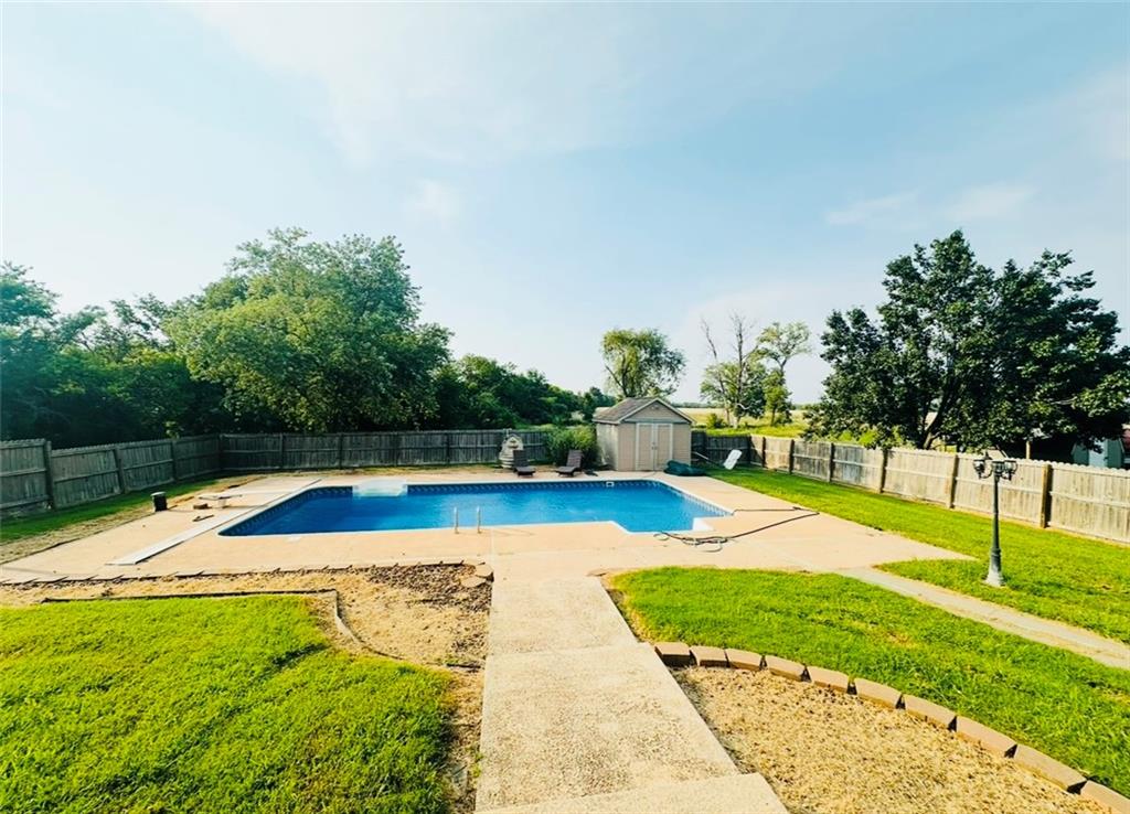 1358 26000 Road Parsons, KS 67357 - Photo 66 of 76