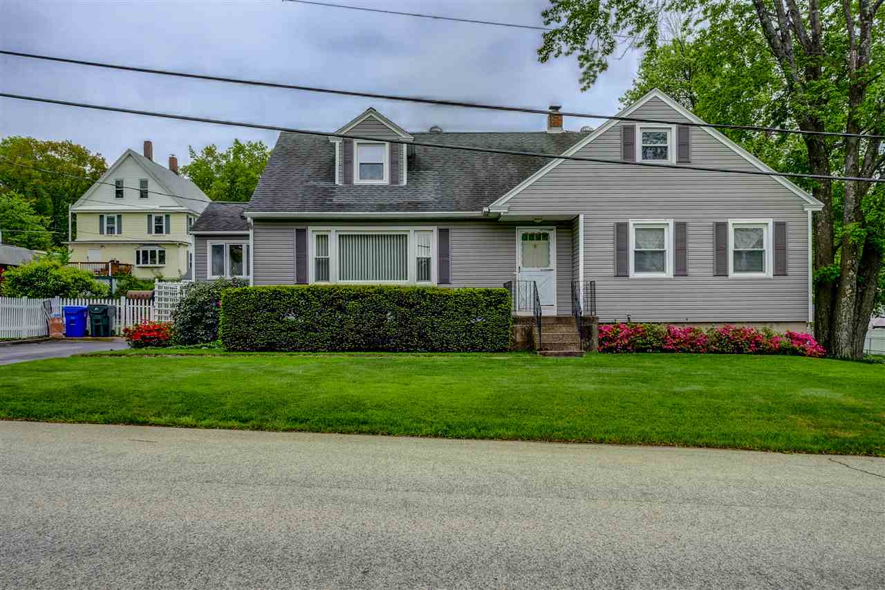 51 Bellevue Street Manchester, NH 03103 - Photo 2 of 40