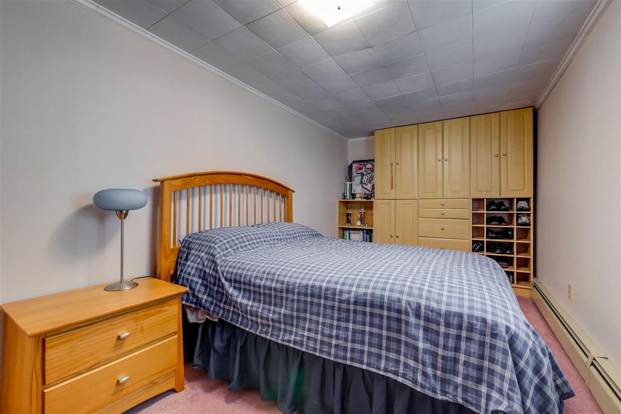 51 Bellevue Street Manchester, NH 03103 - Photo 31 of 40