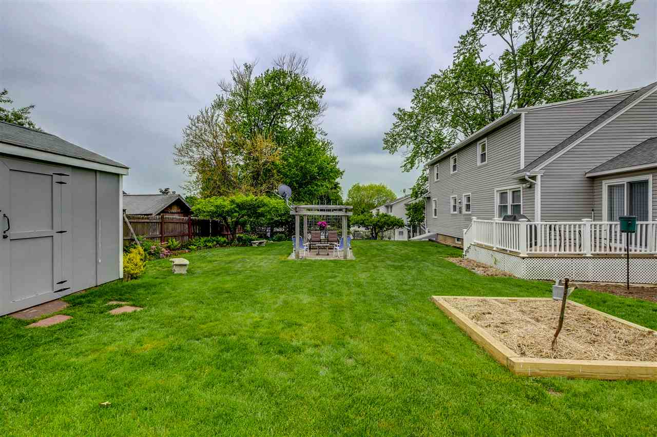 51 Bellevue Street Manchester, NH 03103 - Photo 35 of 40