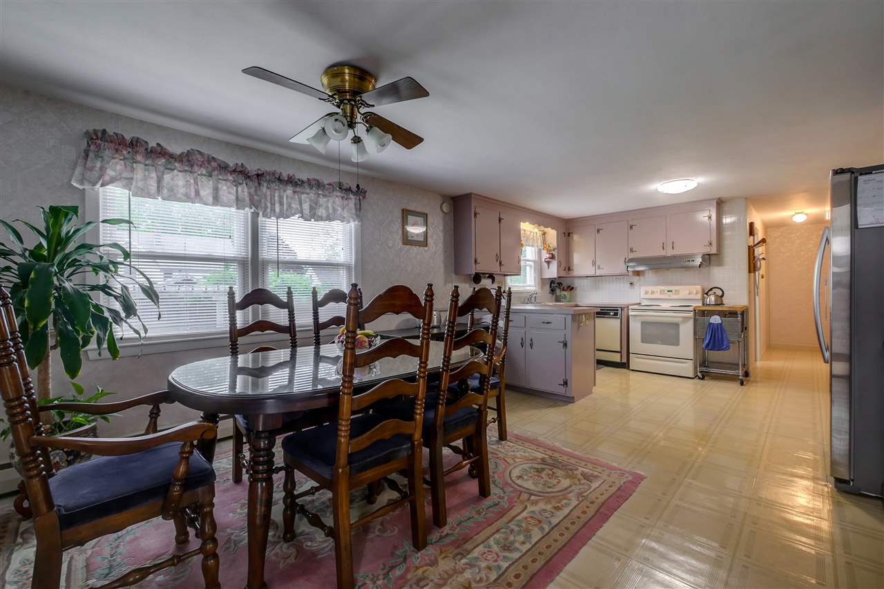 51 Bellevue Street Manchester, NH 03103 - Photo 8 of 40