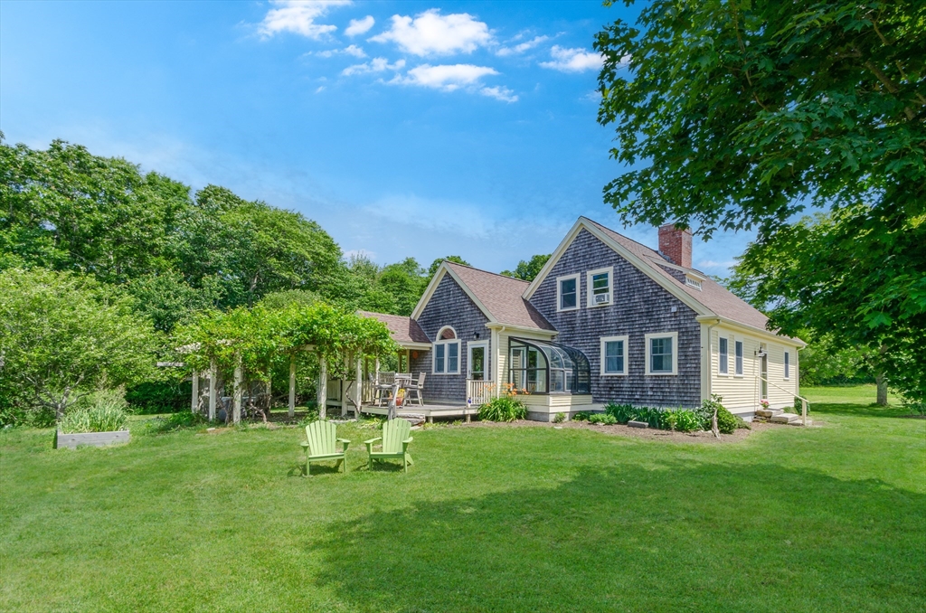 442 Horseneck Road Westport, MA 02790 - Photo 17 of 38