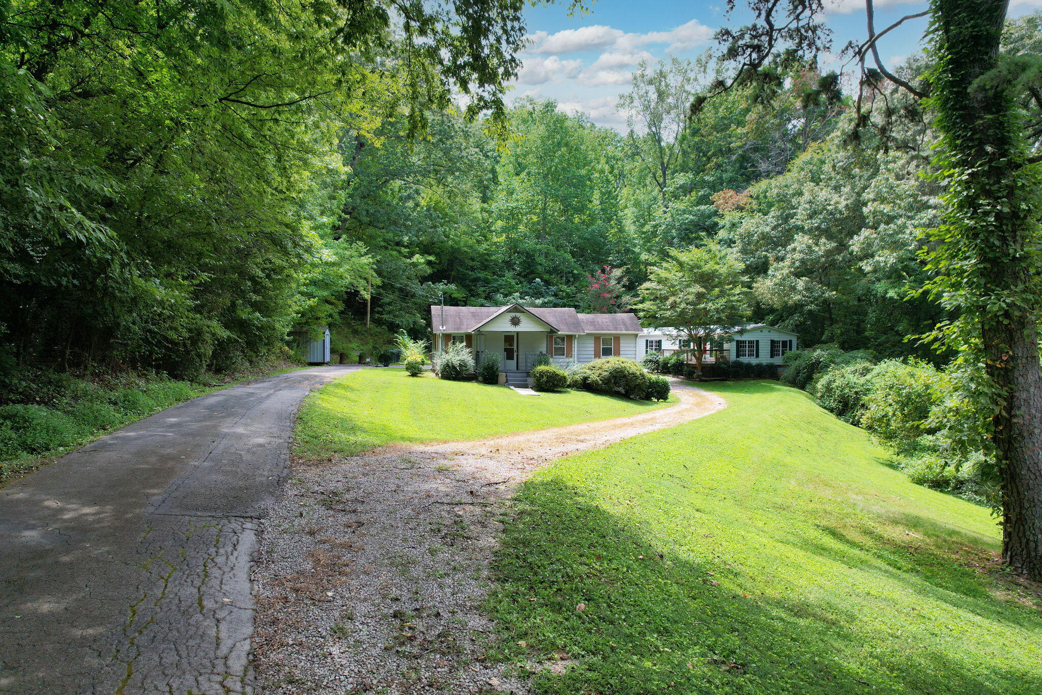 342 Jackson Road Hixson, TN 37343 - Photo 4 of 33 5-web-or-mls-DJI_0786