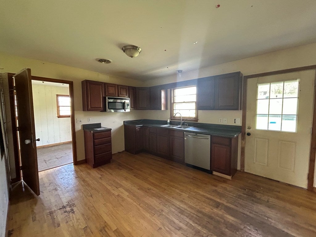 3385 Blacklick Road Rural Retreat, VA 24368 - Photo 5 of 11 Gallery Image 5