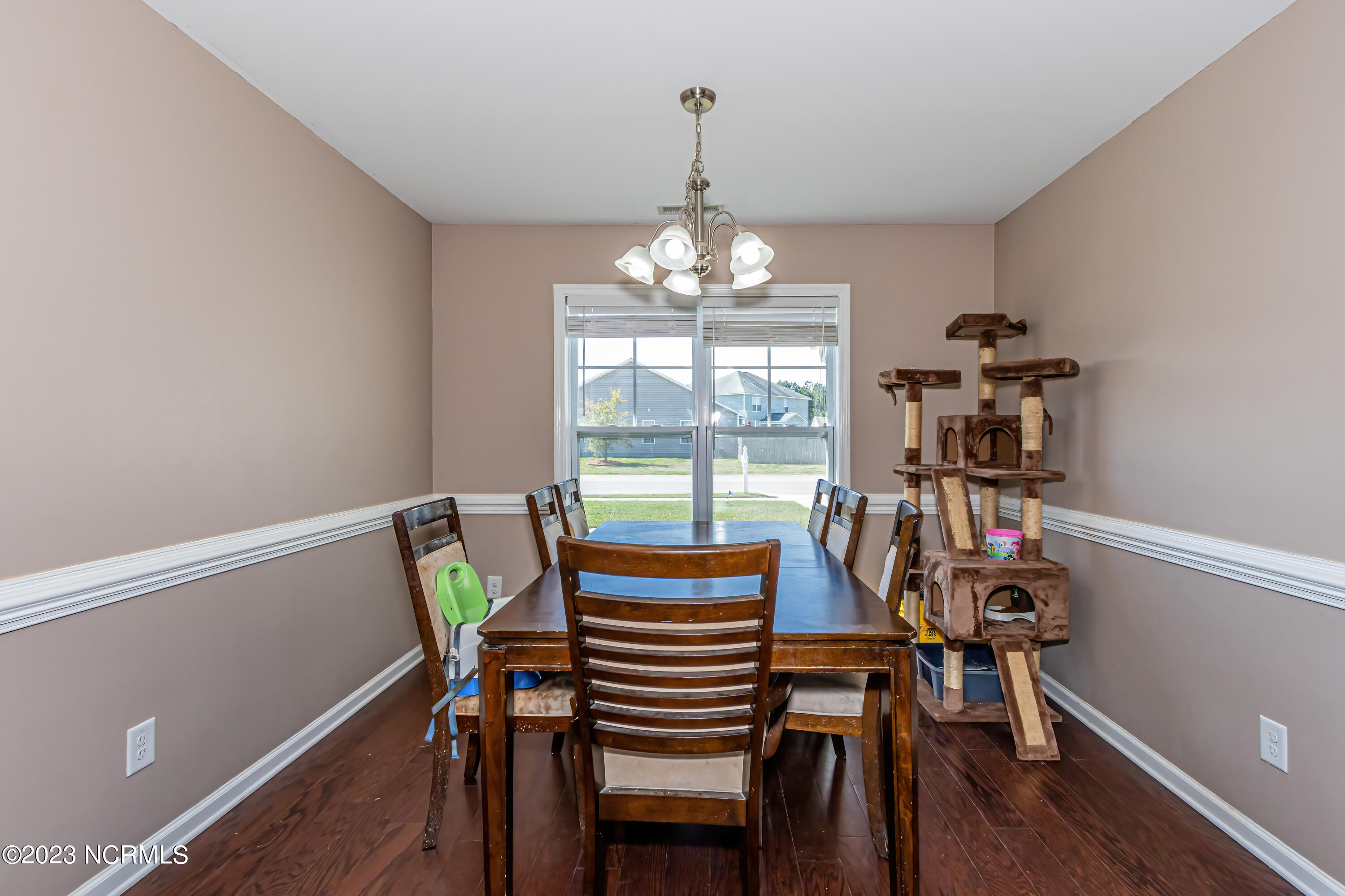 230 Merin Height Road Jacksonville, NC 28546 - Photo 15 of 67 Breakfast nook