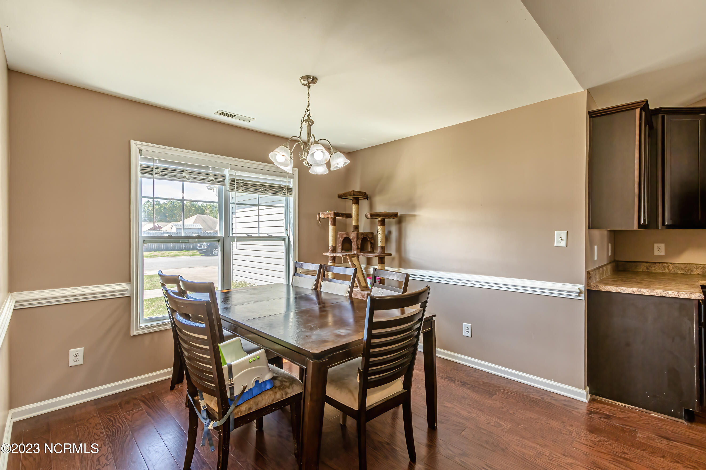 230 Merin Height Road Jacksonville, NC 28546 - Photo 16 of 67 Breakfast nook