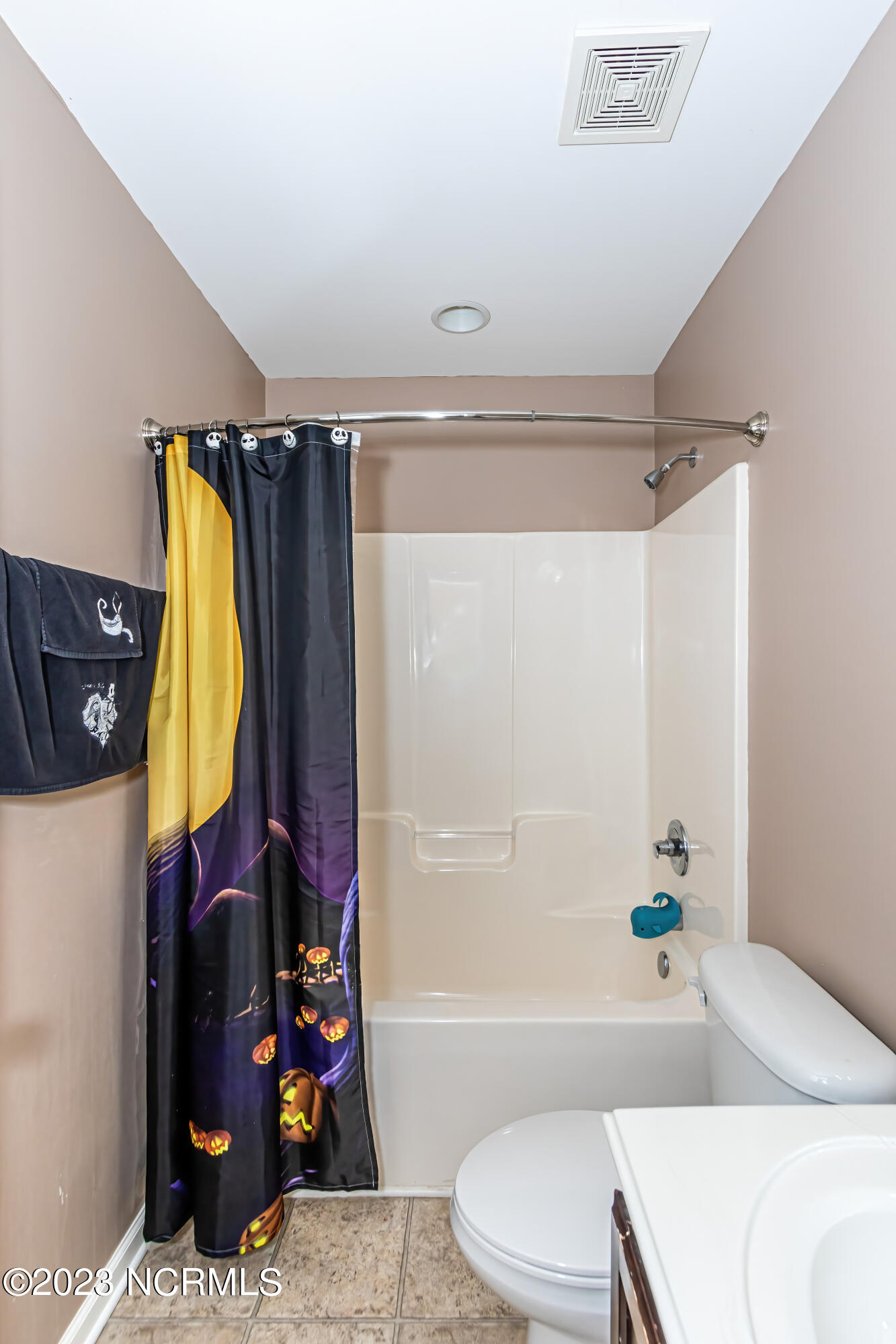 230 Merin Height Road Jacksonville, NC 28546 - Photo 26 of 67 Bathroom 1
