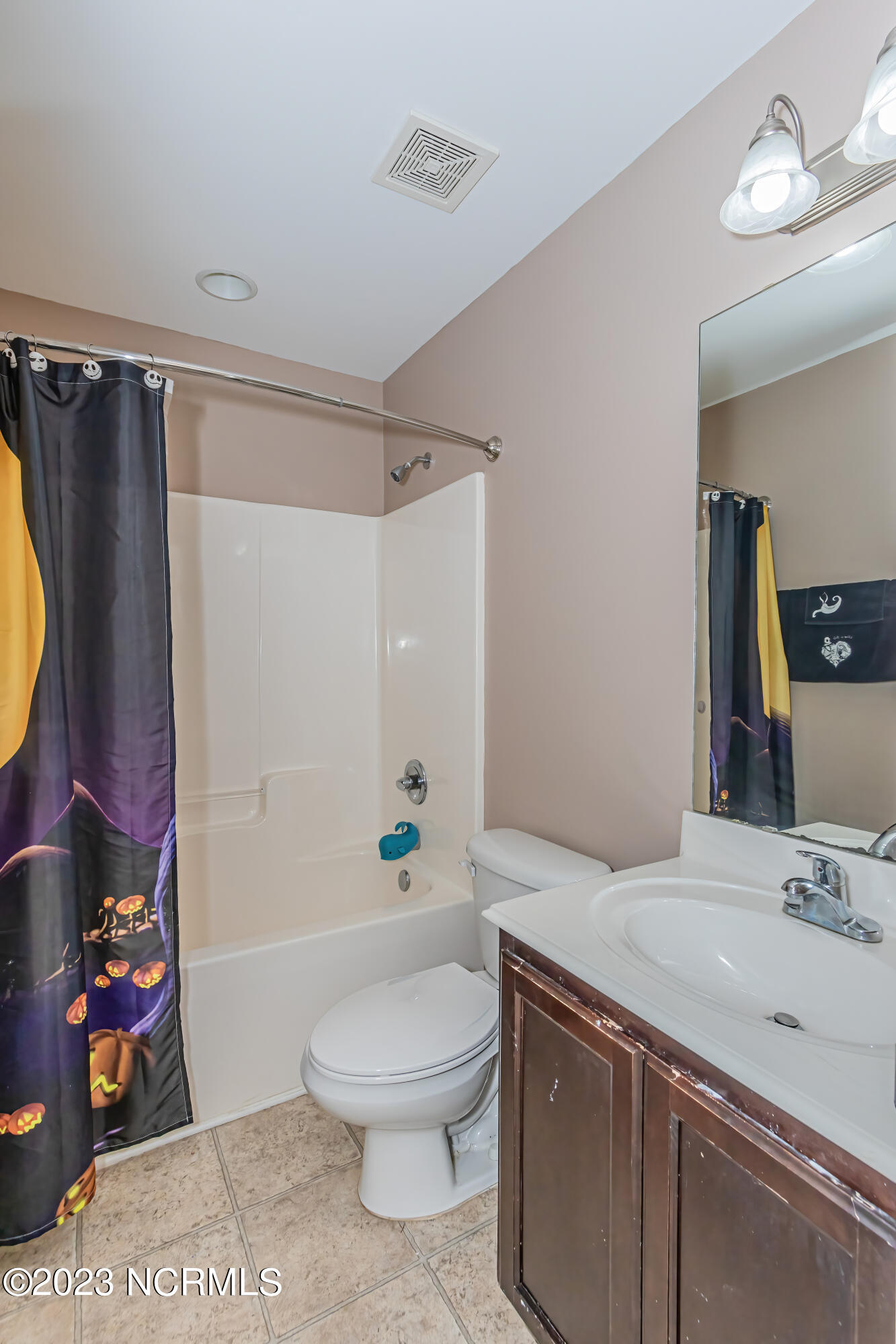 230 Merin Height Road Jacksonville, NC 28546 - Photo 27 of 67 Bathroom 1