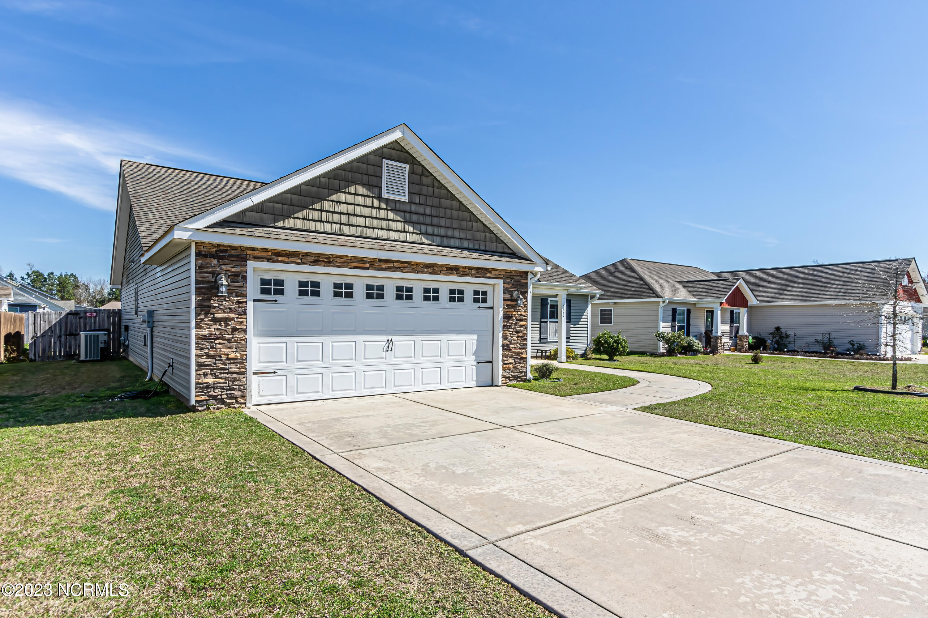 230 Merin Height Road Jacksonville, NC 28546 - Photo 3 of 67 Front