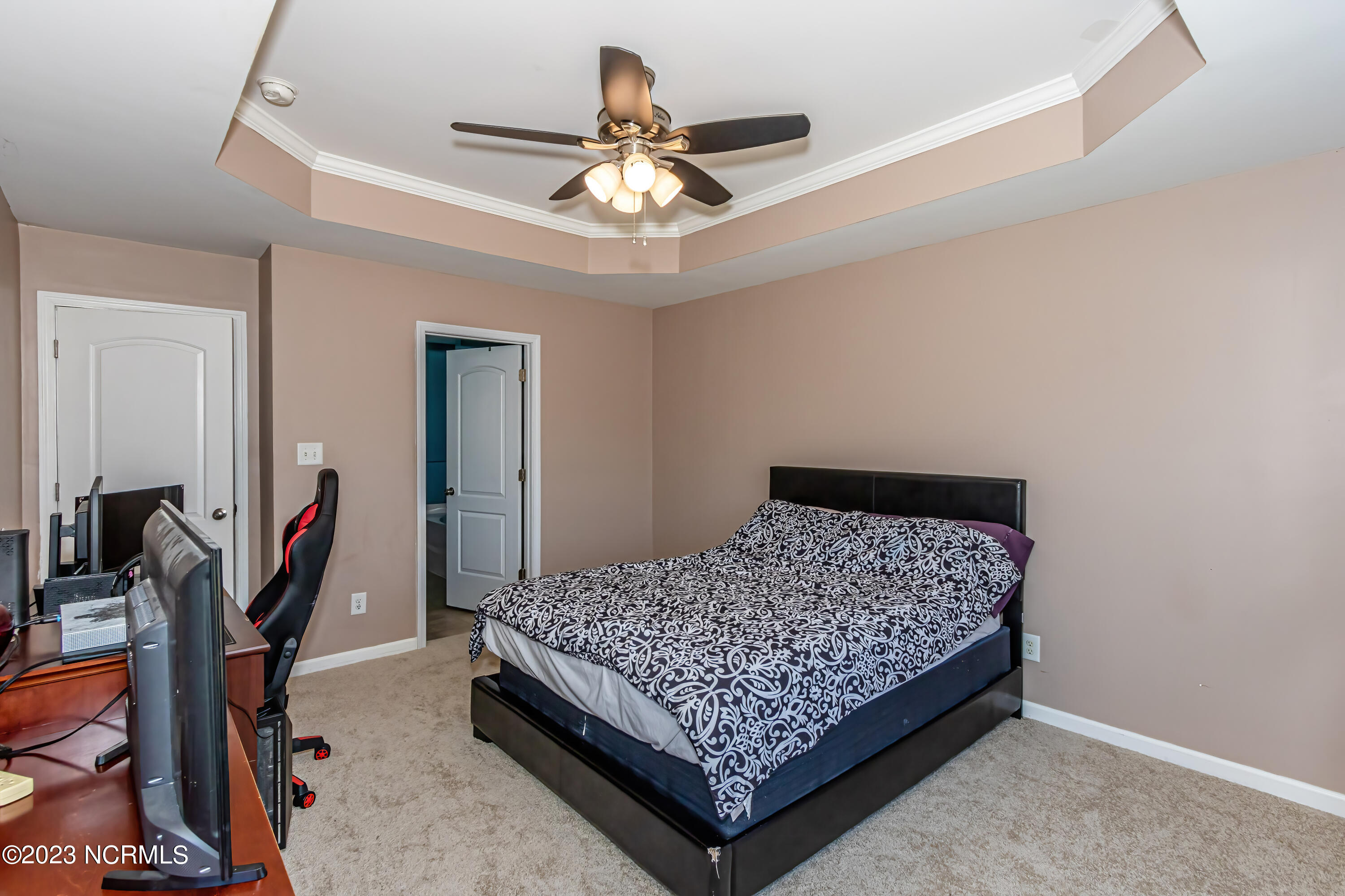 230 Merin Height Road Jacksonville, NC 28546 - Photo 33 of 67 Master bedroom