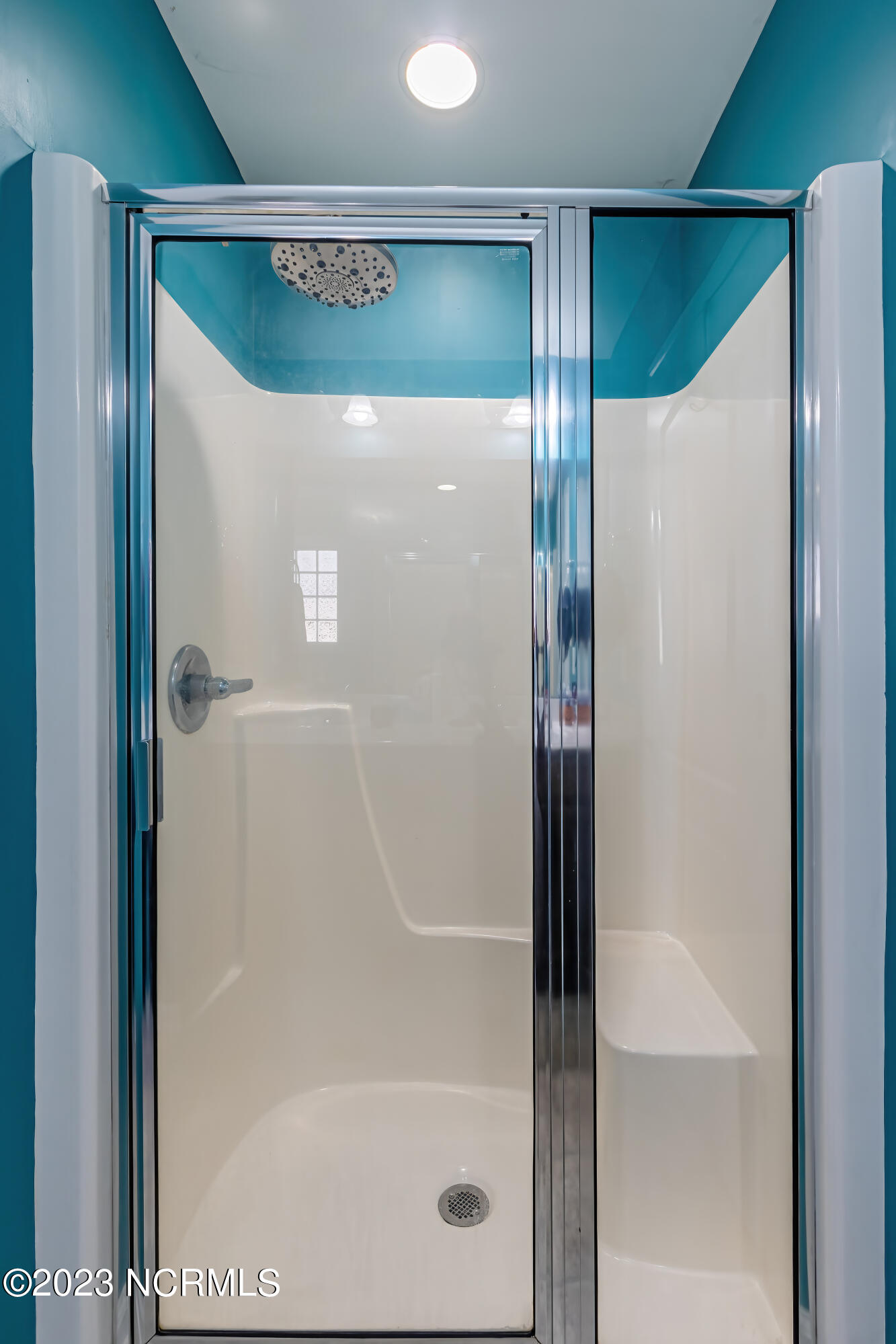 230 Merin Height Road Jacksonville, NC 28546 - Photo 44 of 67 Master bathroom