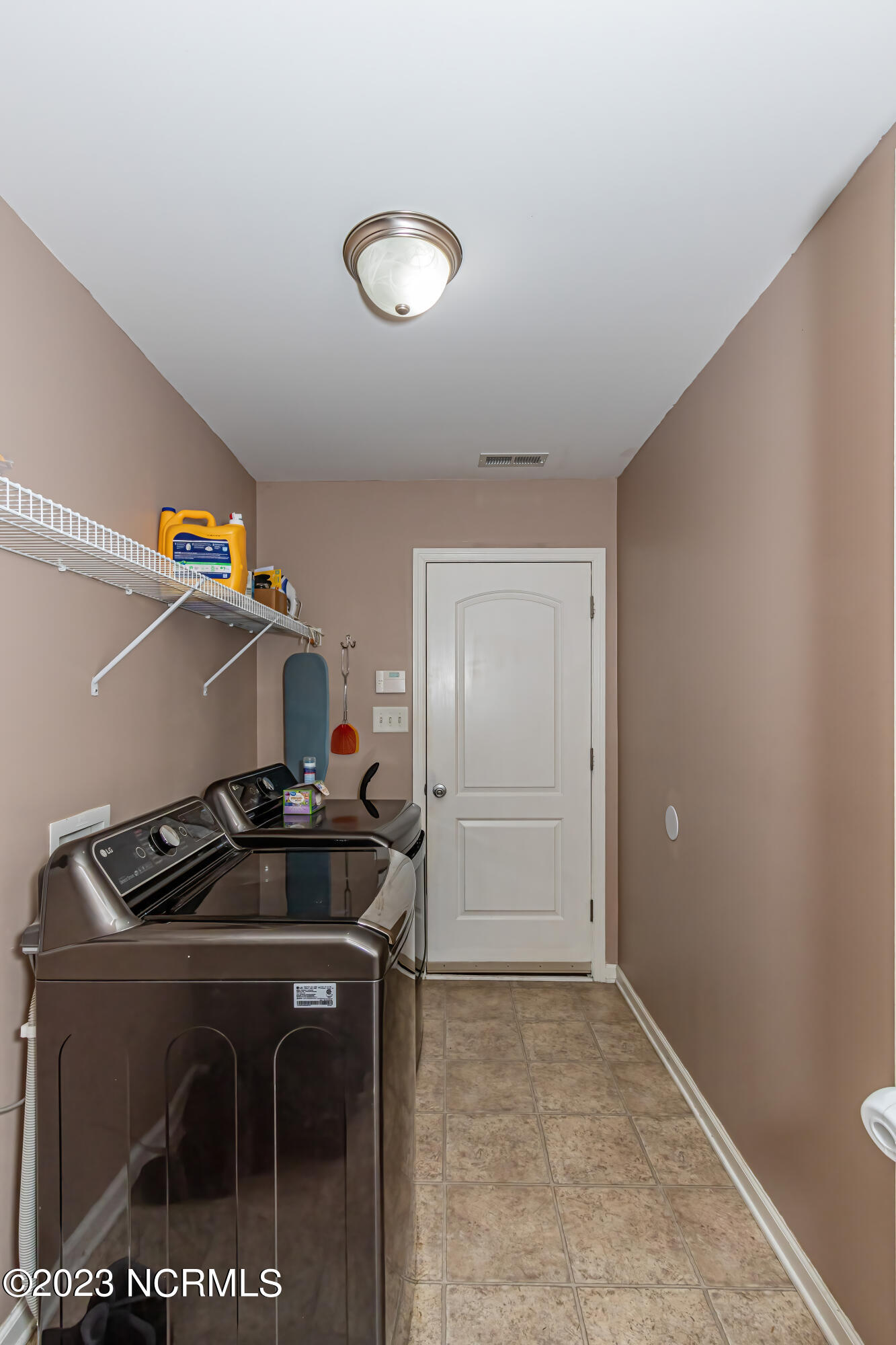 230 Merin Height Road Jacksonville, NC 28546 - Photo 46 of 67 Laundry area