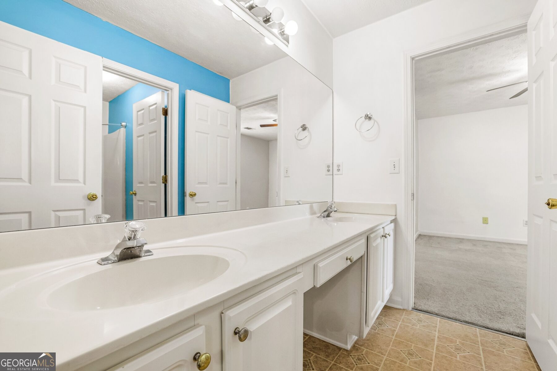 690 Burnham Ridge Lawrenceville, GA 30046 - Photo 14 of 25 Gallery Image 14