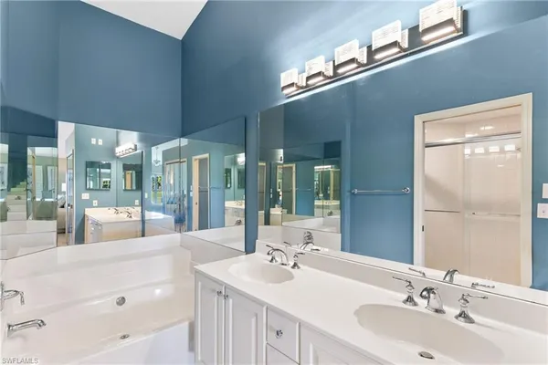 $479,900 | 13055 Castle Harbour Drive, Unit K11, Naples, FL 34110