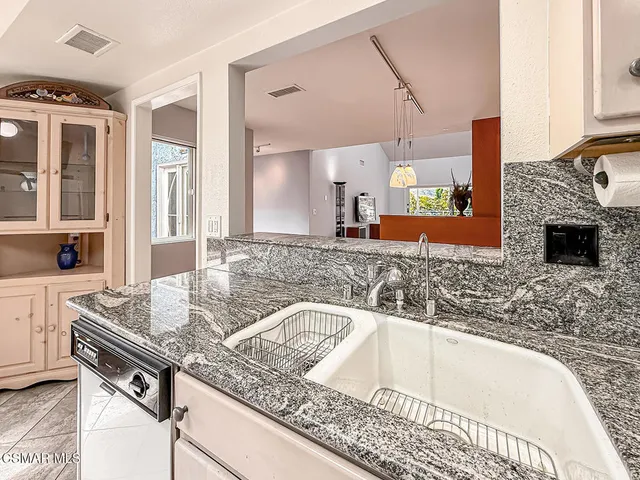 $1,850,000 | 2772 Lakeridge Lane, Westlake Village, CA 91361