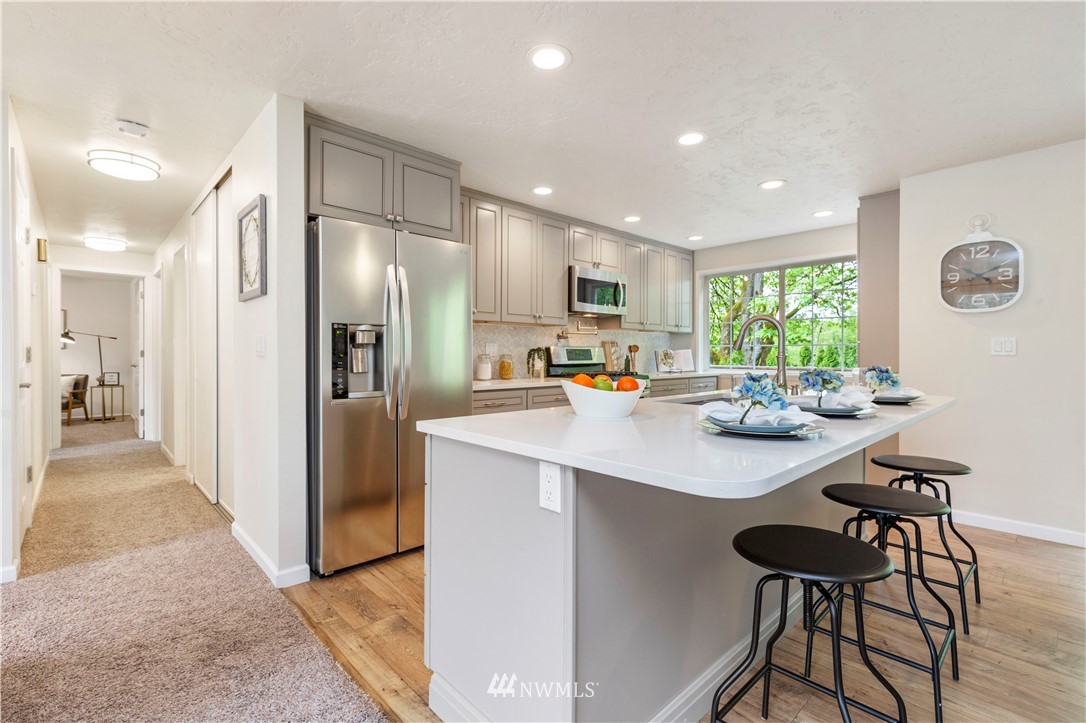 15719 118th Place Northeast Bothell, WA 98011 - Photo 12 of 37