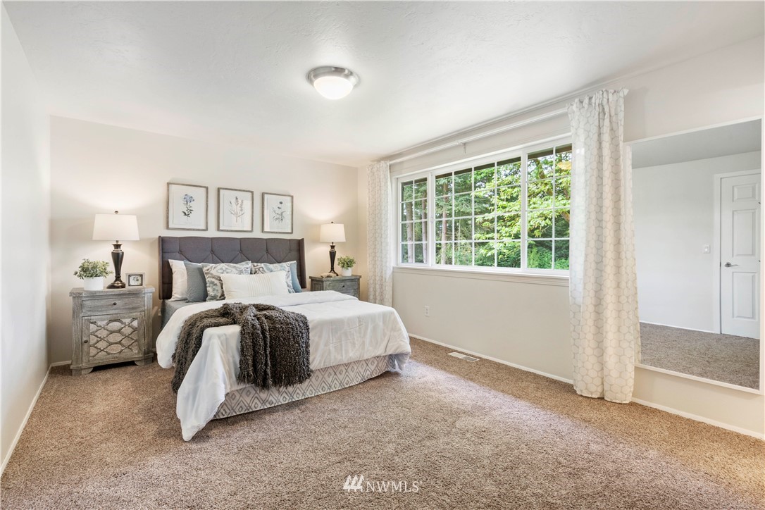 15719 118th Place Northeast Bothell, WA 98011 - Photo 18 of 37