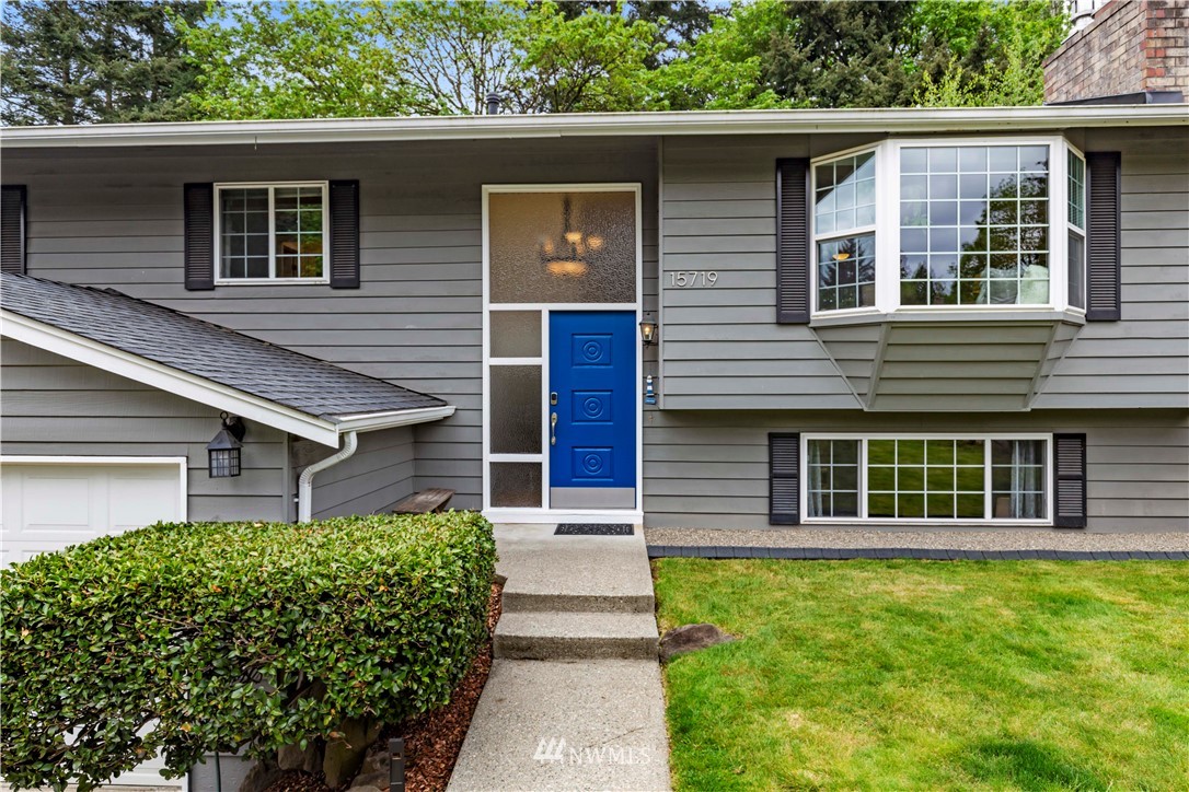 15719 118th Place Northeast Bothell, WA 98011 - Photo 3 of 37