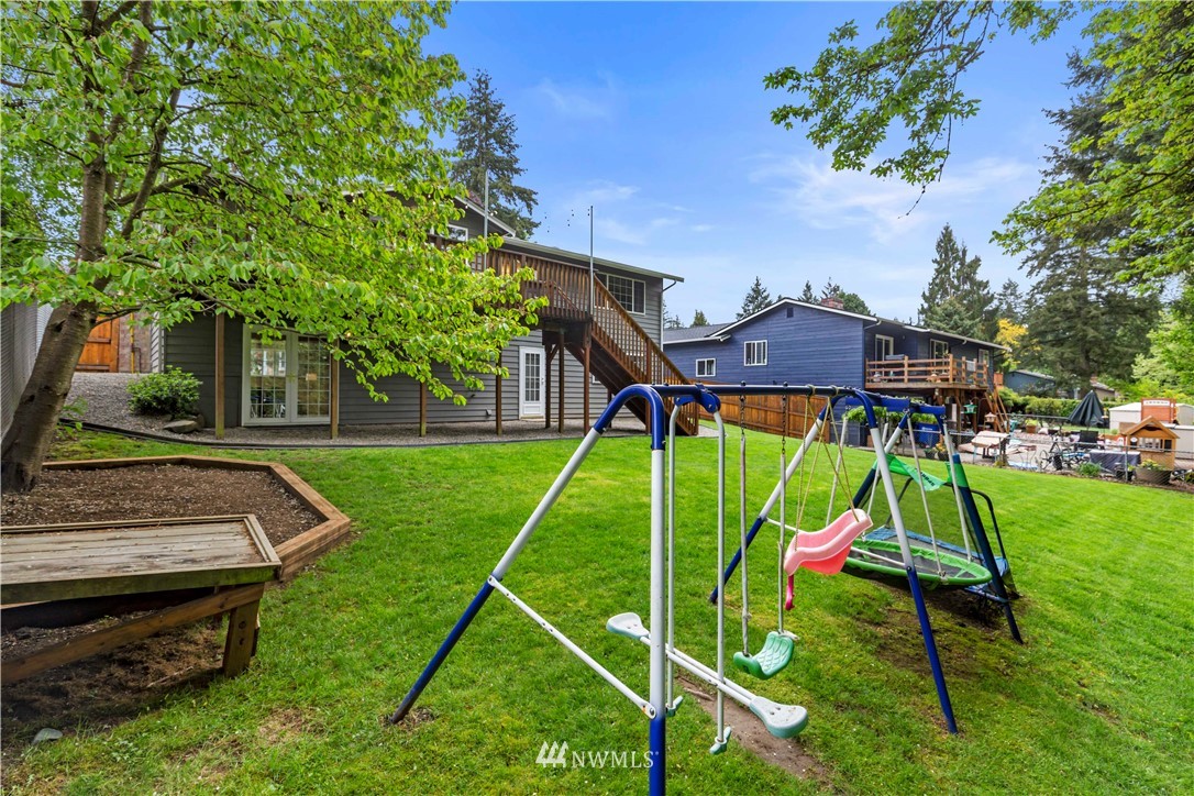 15719 118th Place Northeast Bothell, WA 98011 - Photo 34 of 37