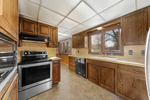 $274,900 | 207 Shumway Avenue, Faribault, MN 55021