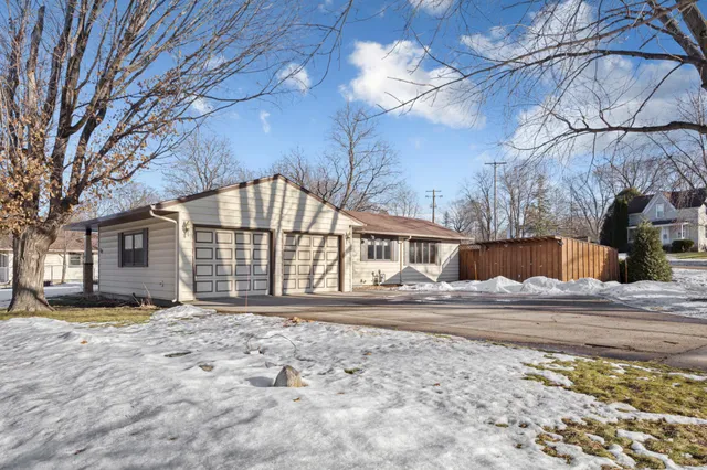 $274,900 | 207 Shumway Avenue, Faribault, MN 55021