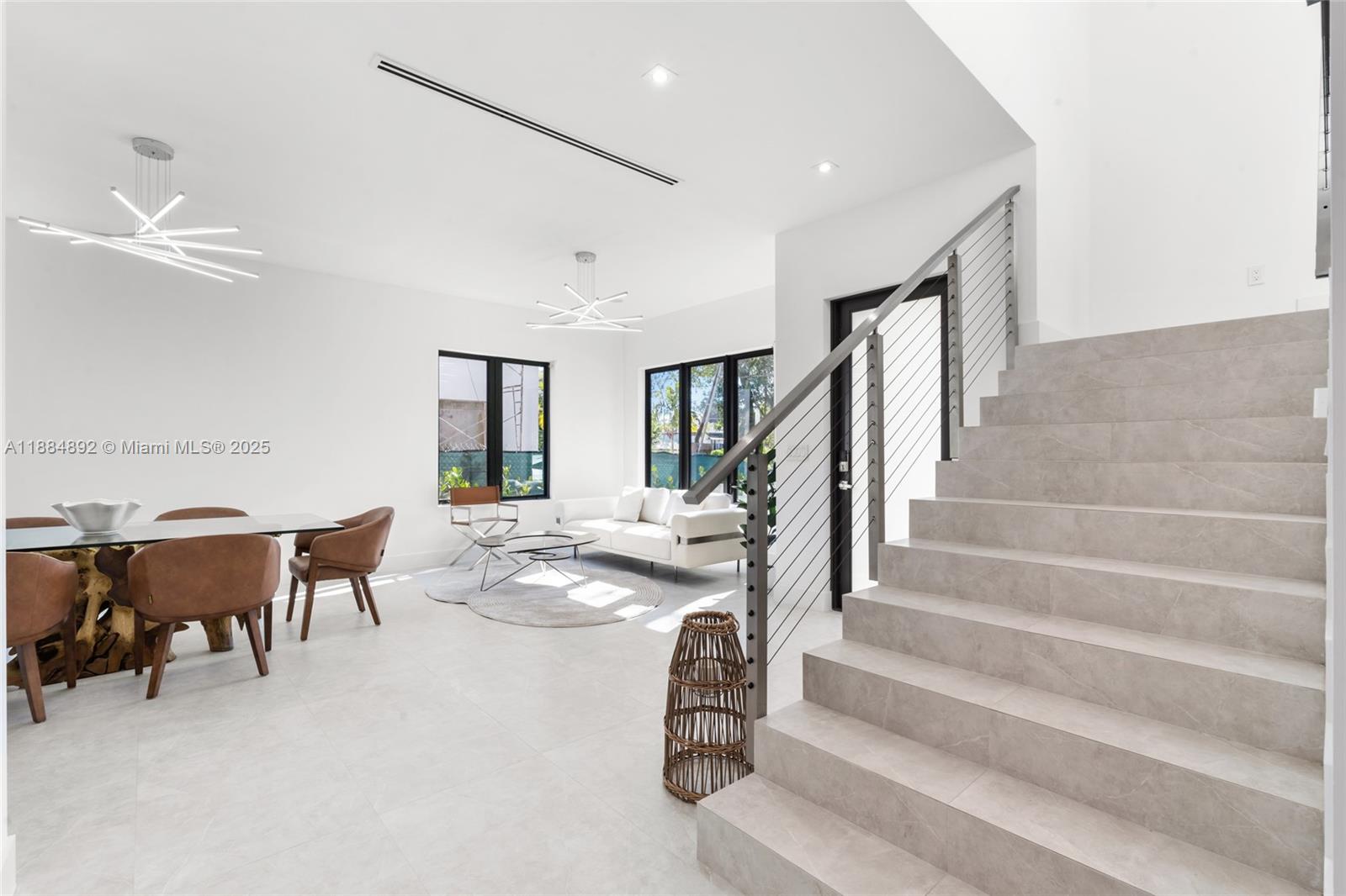 2523 Red Road Miami, FL 33134 - Photo 20 of 39