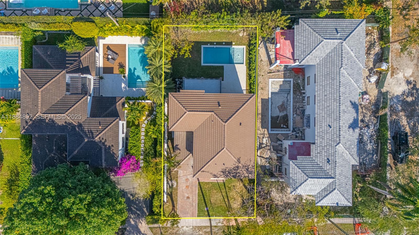 2523 Red Road Miami, FL 33134 - Photo 37 of 39 an aerial view of residential houses with outdoor space