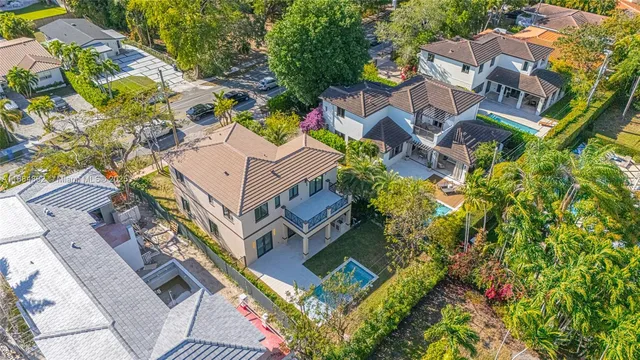 $2,740,000 | 2523 Red Road, Miami, FL 33134