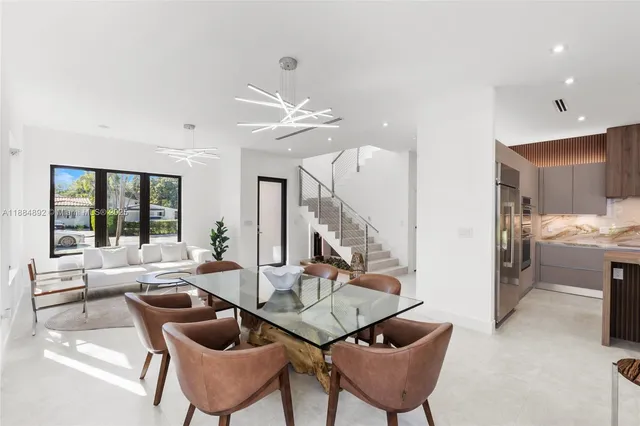 $2,740,000 | 2523 Red Road, Miami, FL 33134